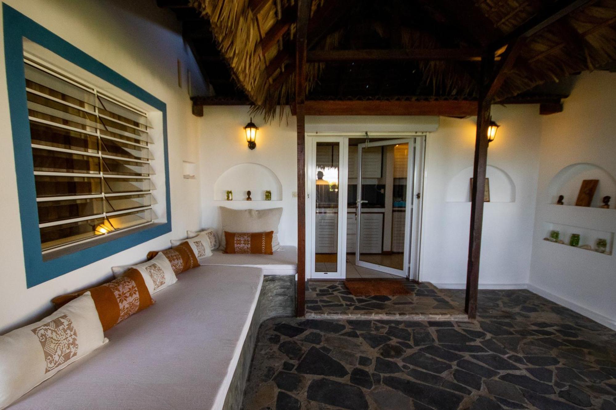 Madirokely House Nosy Be Villa Ambatoloaka  Exterior photo